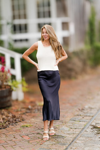 Sleeveless Sweater Top