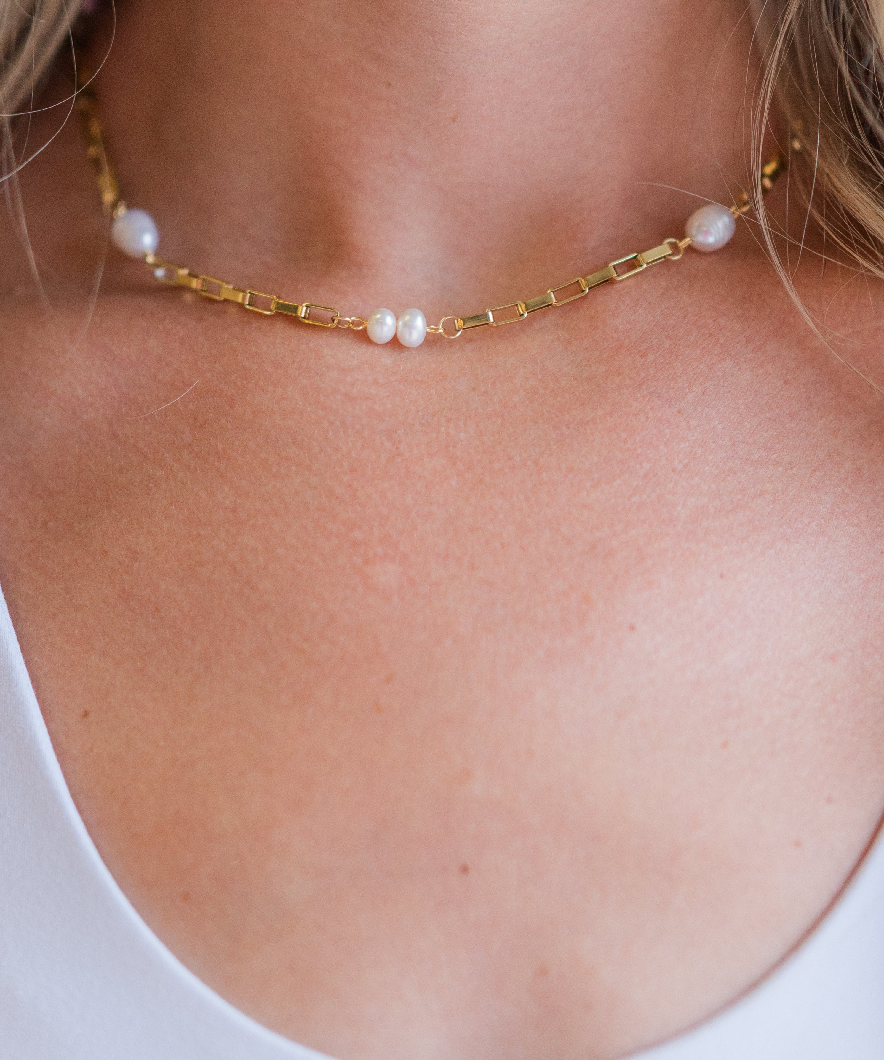 My Sister's Cottage | Waterproof | Freshwater Cultured Pearl Link Necklace (detail view 2)