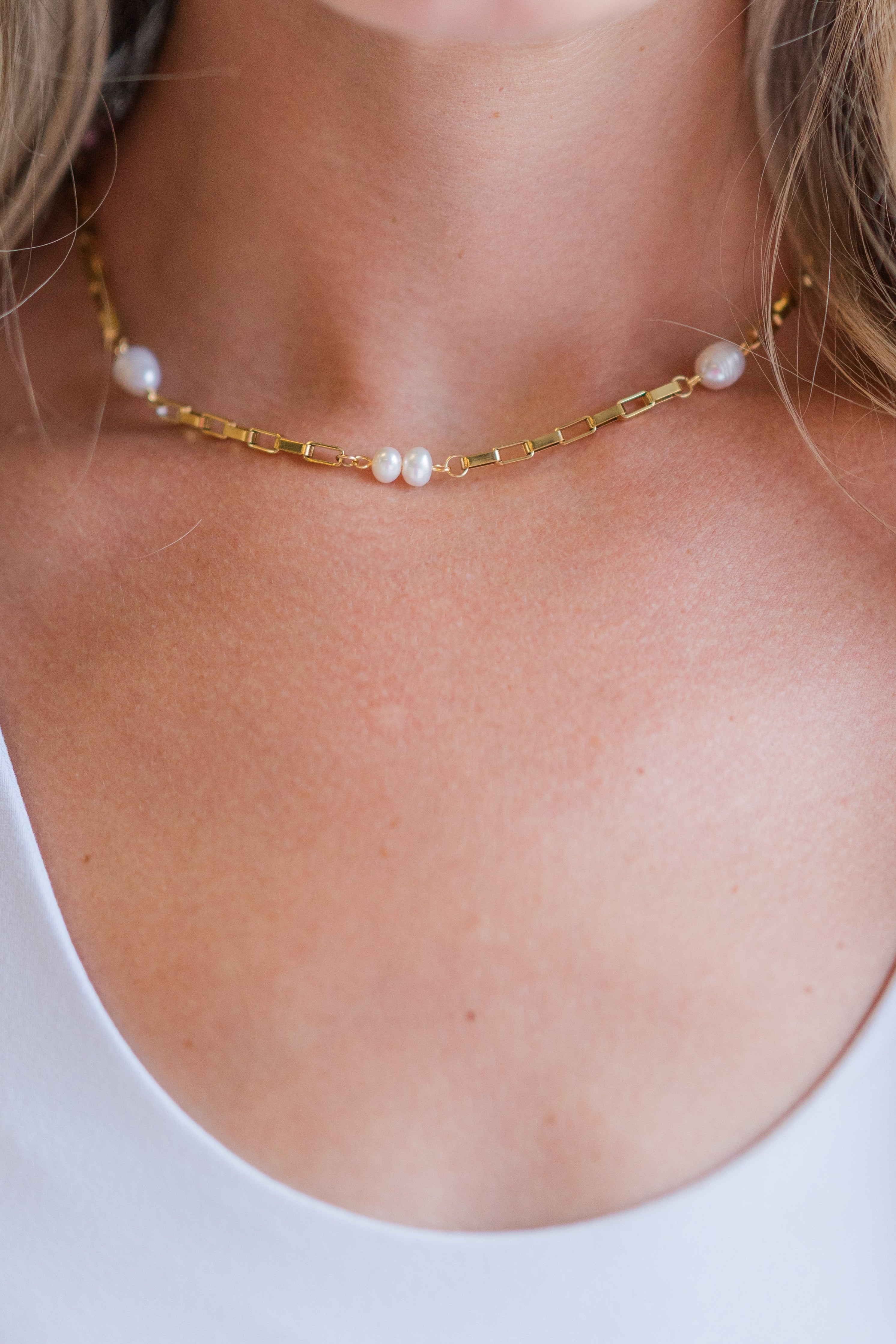 My Sister's Cottage | Waterproof | Freshwater Cultured Pearl Link Necklace (detail view 2)