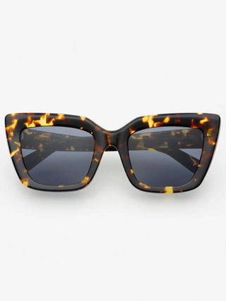 Oversized Cat Eye Sunglasses