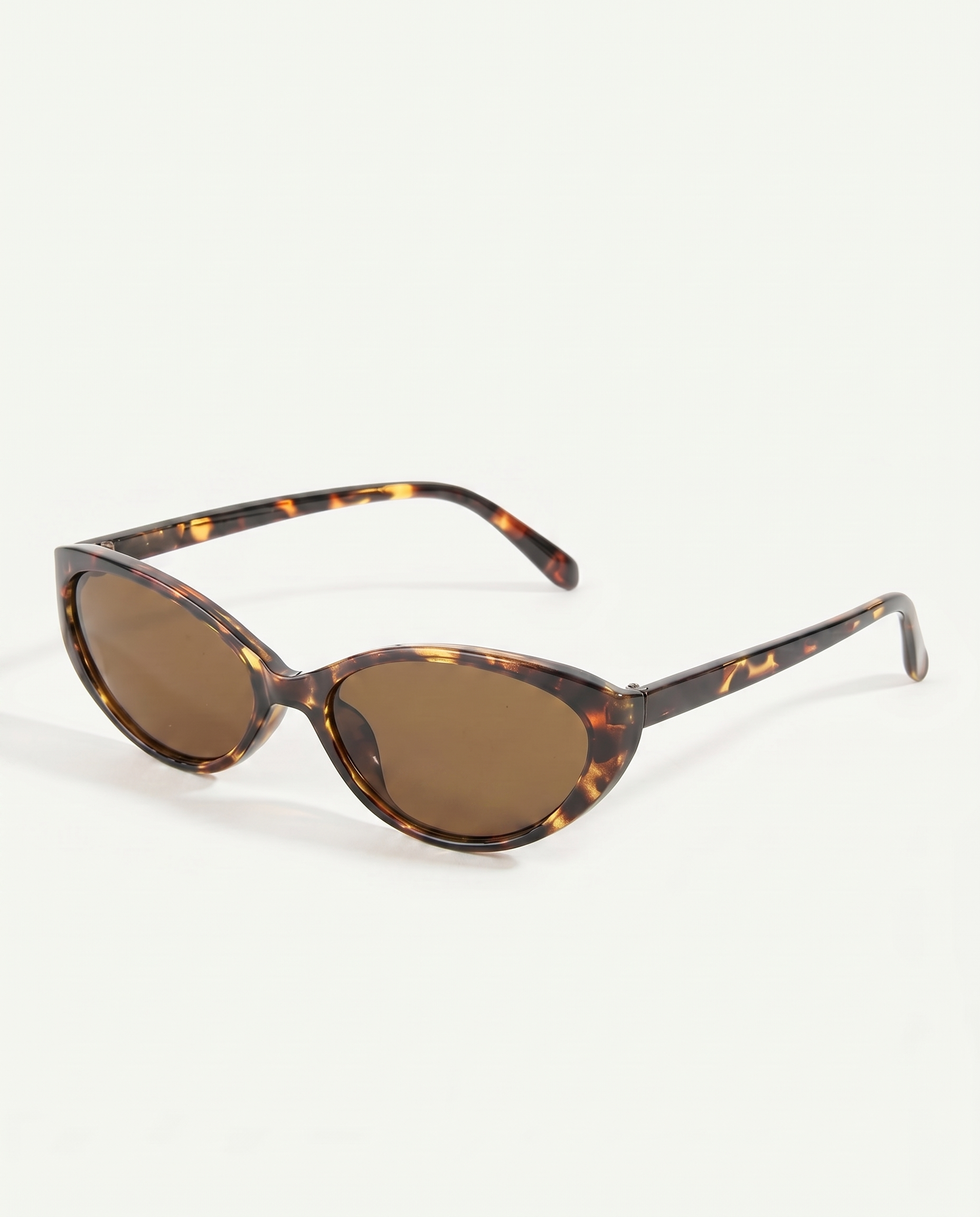 The Essential Cat Eye Sunglasses (detail view 5)