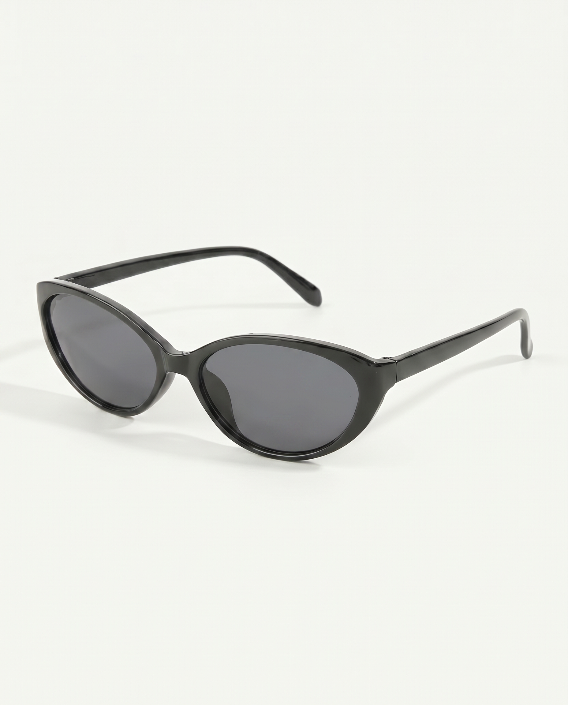 The Essential Cat Eye Sunglasses (detail view 7)