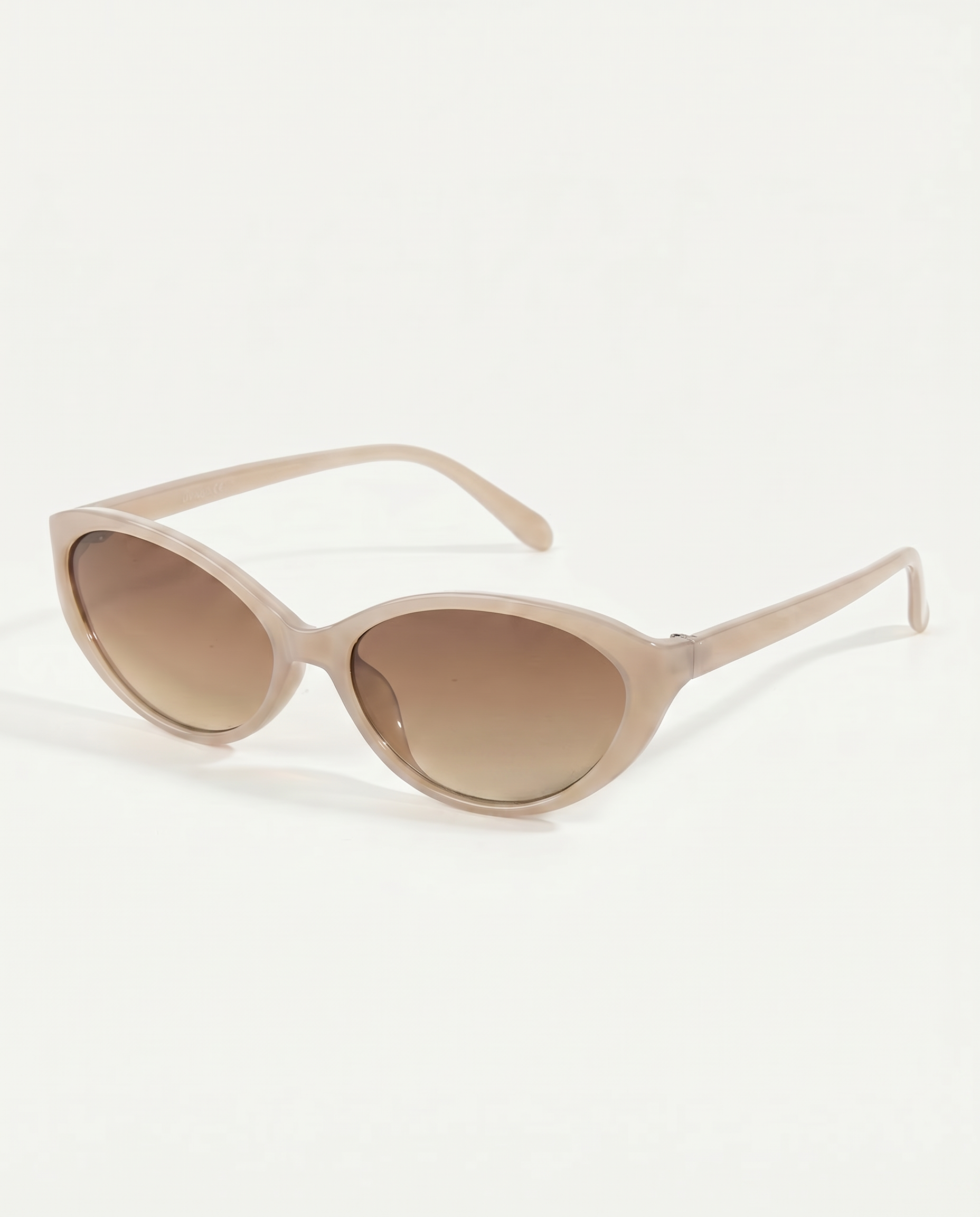 The Essential Cat Eye Sunglasses (detail view 8)